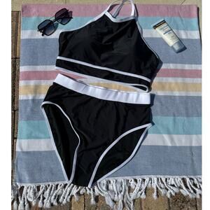 Blooming Jelly Bikini Set L NWT High Neck Black White 2pc Swimwear Stretch
